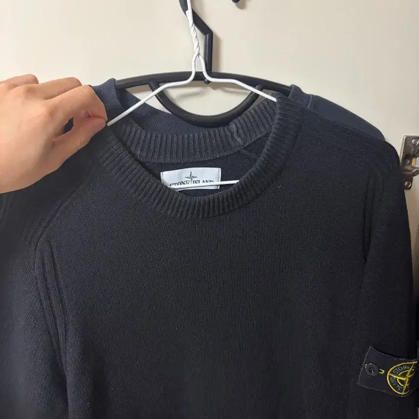 [SOLD OUT] 스톤아일랜드 블랙 니트