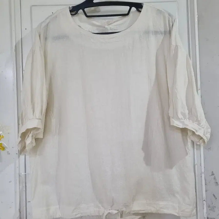 [BUNJANG] Linen Summer Blouse / 여름 고급스러운 마 린넨 블라우스  깨끗해요. 가슴단면60