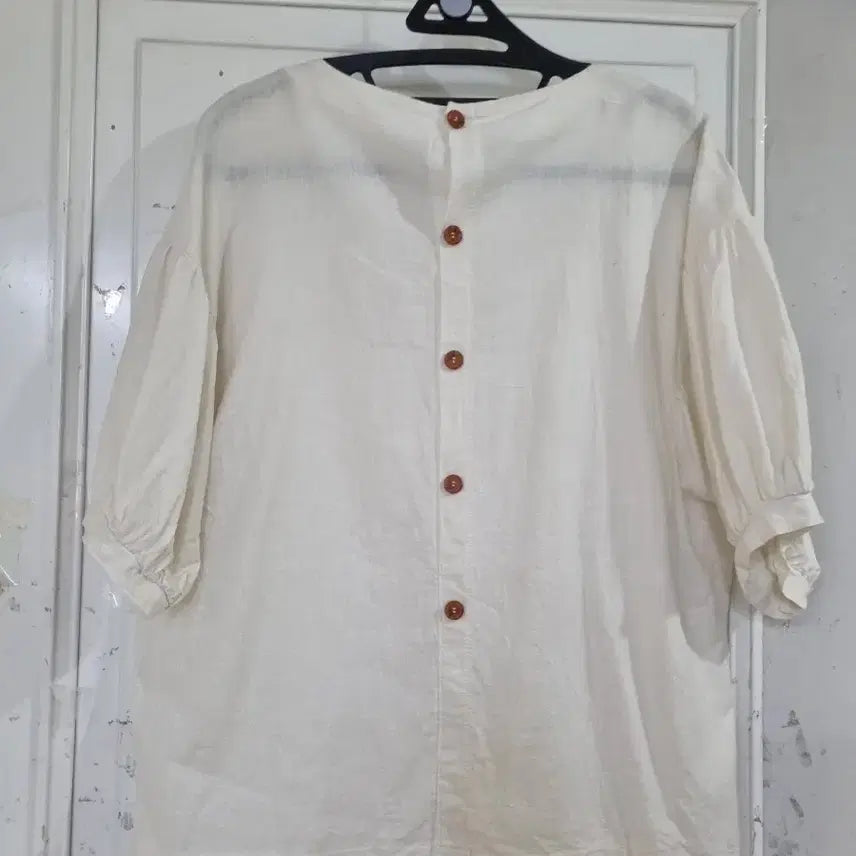 [BUNJANG] Linen Summer Blouse / 여름 고급스러운 마 린넨 블라우스  깨끗해요. 가슴단면60