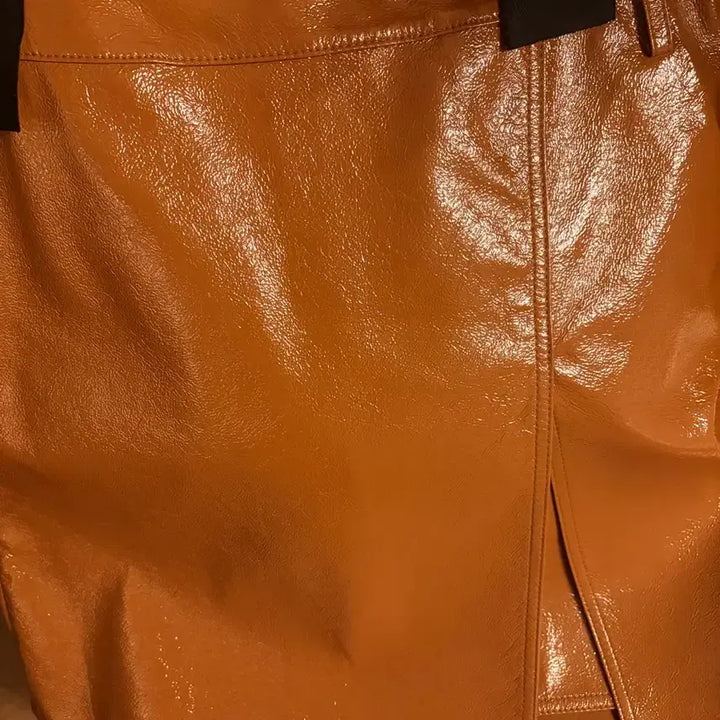[BUNJANG] NICE CLAUP Brown Leather Skirt (Size 66) / 택제거새상품 나이스클랍 브라운 레더 스커트 (66사이즈)