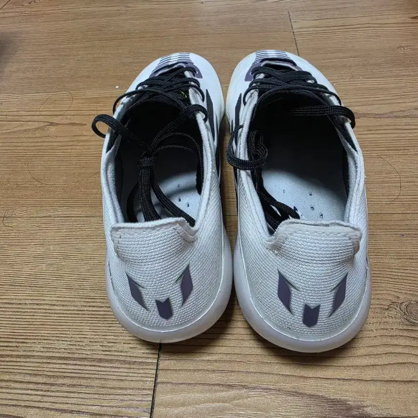 [SOLD OUT] 아디다스 축구화 f50 메시 280 판매합니다
