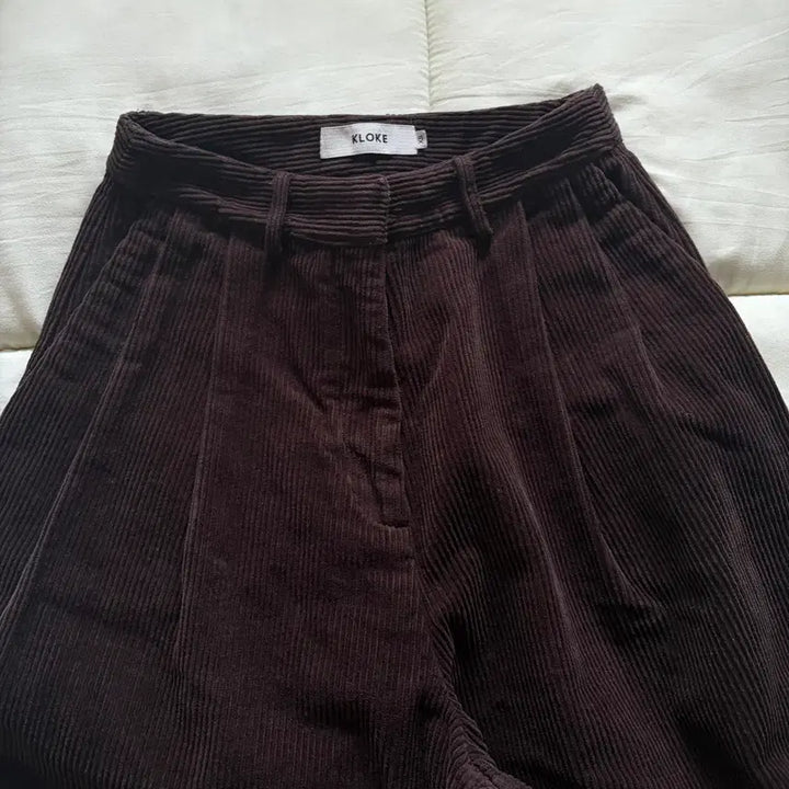 [SOLD OUT] kloke 코듀로이 팬츠 브라운