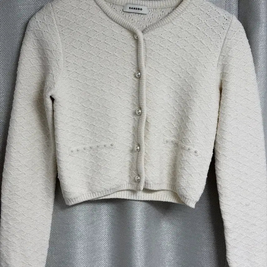 [SOLD OUT] 산드로 진주 아이보리 가디건