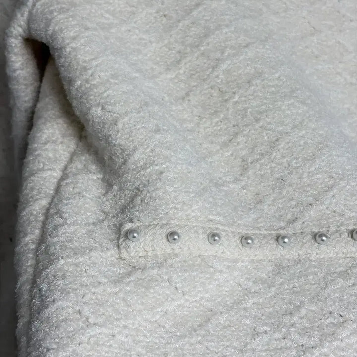[SOLD OUT] 산드로 진주 아이보리 가디건