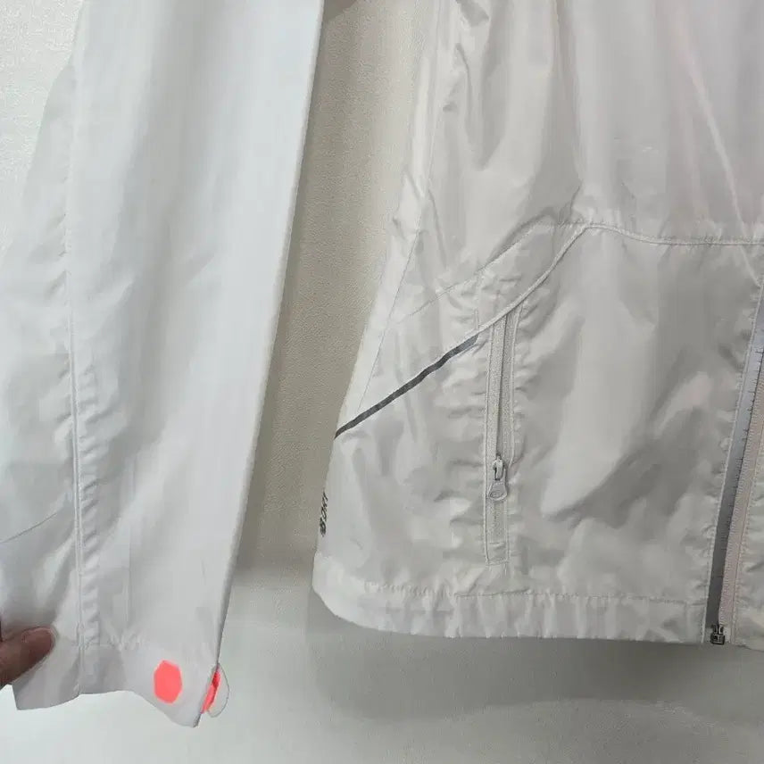 [BUNJANG] New Balance Windbreaker Coral/White M / 뉴발란스 바람막이 코랄/화이트 M