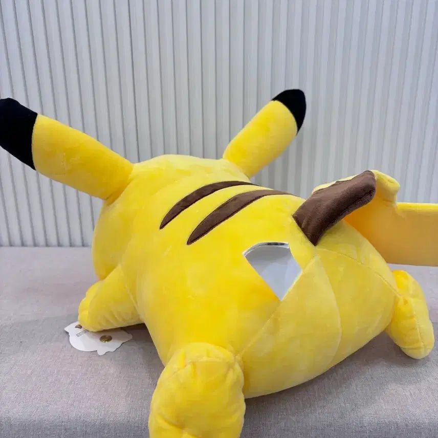[BUNJANG] Pokemon Pikachu Medium Plush Doll / 포켓몬스터 피카츄 중대형 인형 새상품