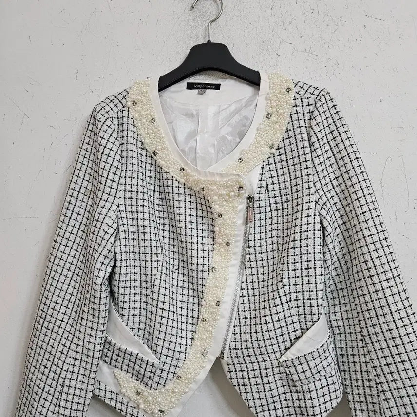 [BUNJANG] Tweed Jacket / 진주 포인트 트위드 자켓