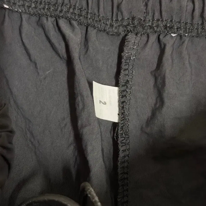 [BUNJANG] Yeezy x Gosha Rubchinskiy Vulture SH-01 Shorts Charcoal / 2] 이지 x 고샤 루브친스키 벌처 SH-01 쇼츠 차콜