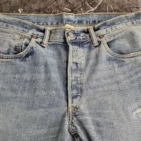 [SOLD OUT] RRL 로우스트레이트 셀비지 데님 데미지 디테일 워싱진