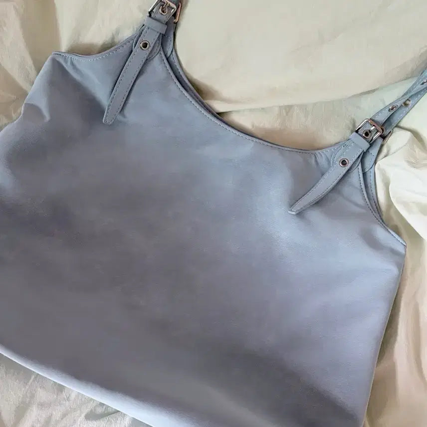 [BUNJANG] NewNew Sky Blue Shoulder Bag / 뉴뉴 하늘색 숄더백 (2회 사용)