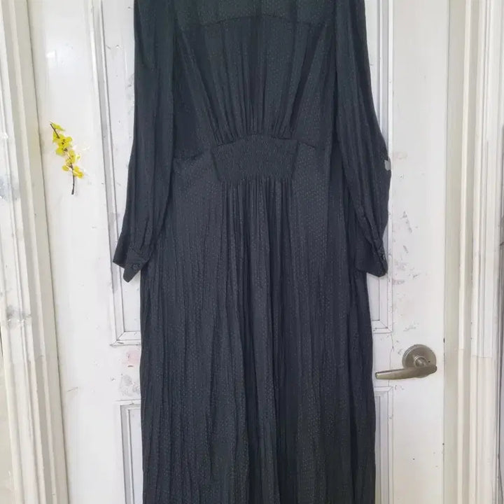 [BUNJANG] Silk-like Long Dress / 봄 여름.고급스런.  실크같은. 롱원피스.  깨끗해요  가슴단면49