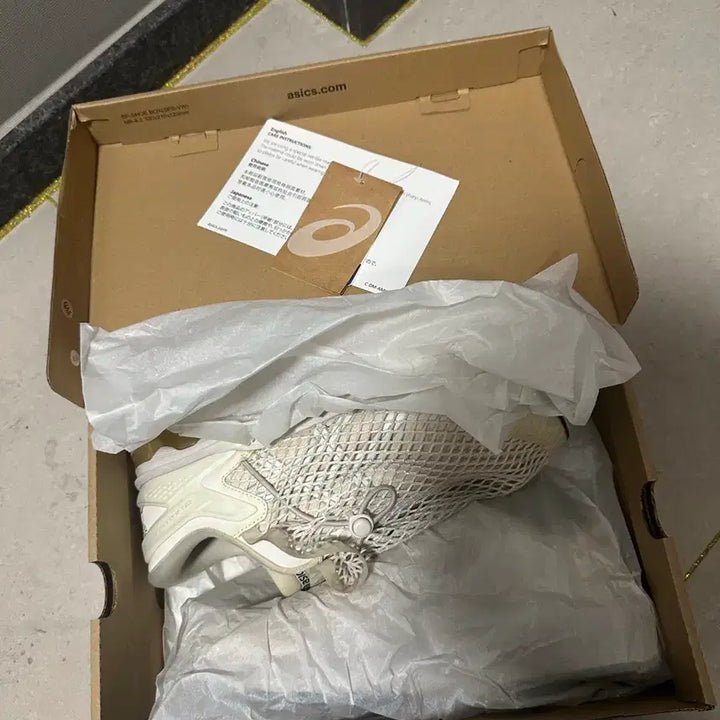 [BUNJANG] Asics x Vivienne Westwood Gel Kayano Sneakers / [270] 아식스 x 비비안 웨스트우드 젤 카야노