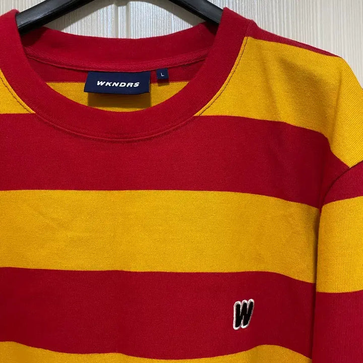 [BUNJANG] WKNDRS Red Stripe Long Sleeve T-shirt (L) / 위캔더스(WKNDRS) 레드 스트라이프 긴팔티셔츠 L
