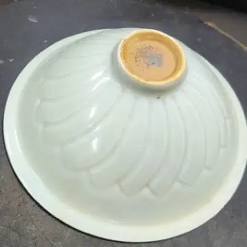 [BUNJANG] Song Celadon Lotus Pattern Tea Bowl / 송 연청자 연화문 다완 (2)