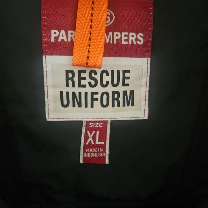 [SOLD OUT] 파라점퍼스 바람막이