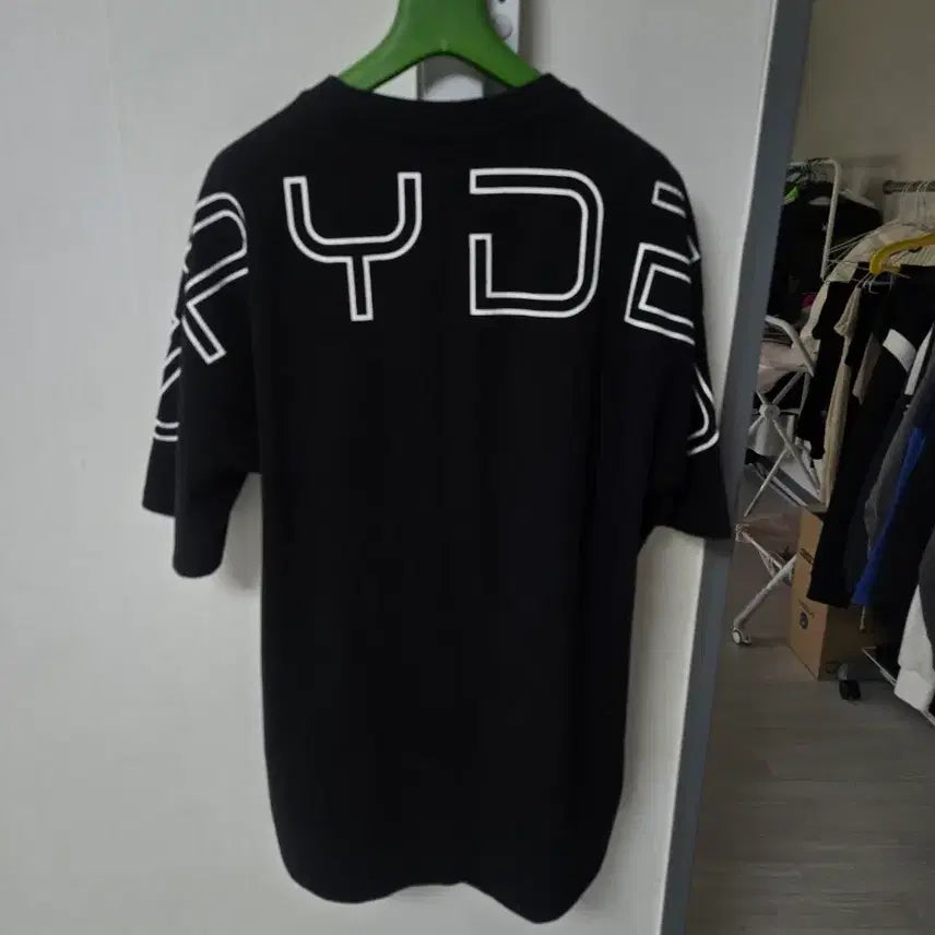 [SOLD OUT] 남성XL 스파이더 레터링 반팔 티셔츠