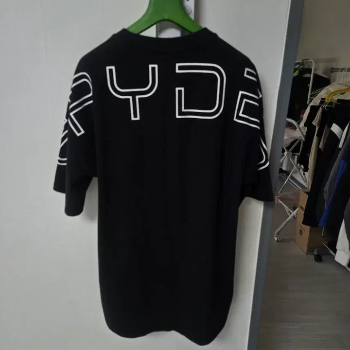 [SOLD OUT] 남성XL 스파이더 레터링 반팔 티셔츠