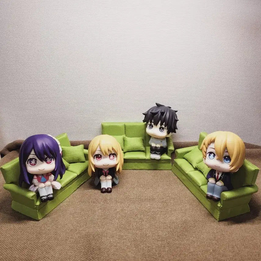 [BUNJANG] NaHia Dormitory Sofa Figure / 비공굿) 나히아 기숙사 소파 판매
