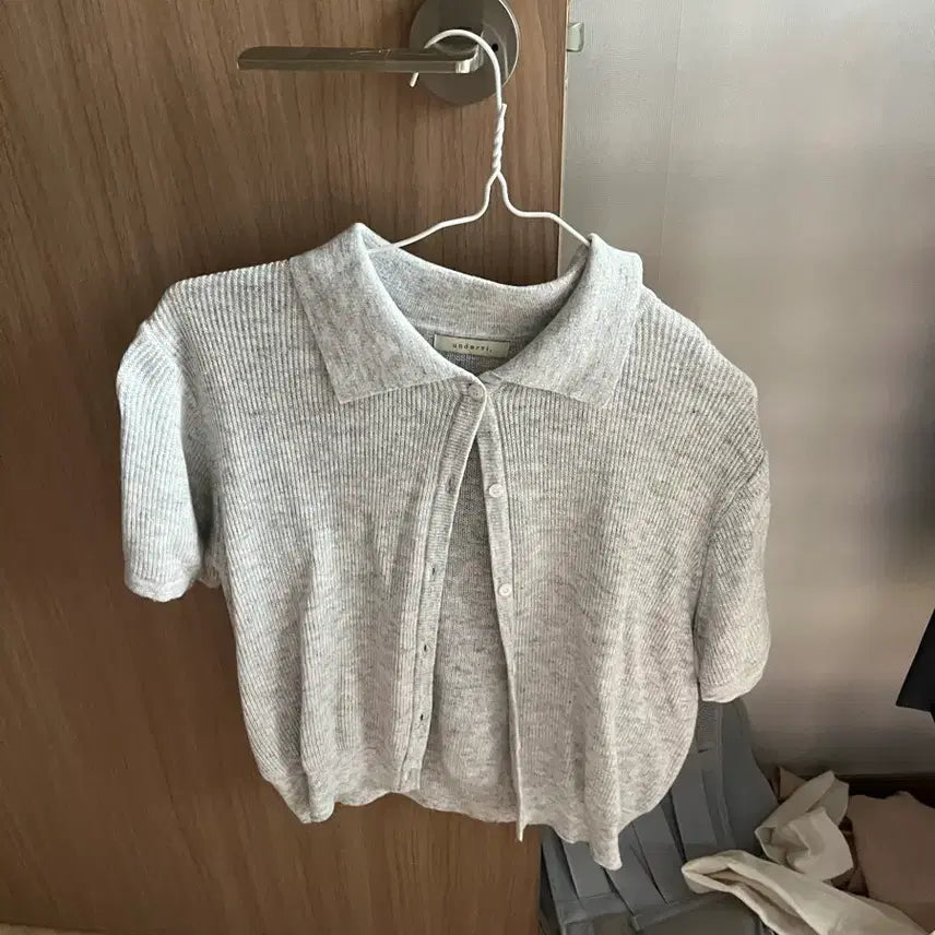 [SOLD OUT] 회색 니트 반팔티