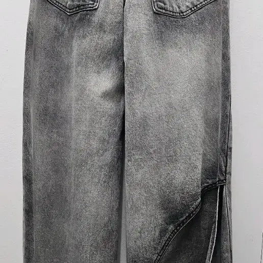[BUNJANG] 3CE Wash Cutout Unique Denim Pants / 3CE 워싱컷아웃 유니크데님 팬츠