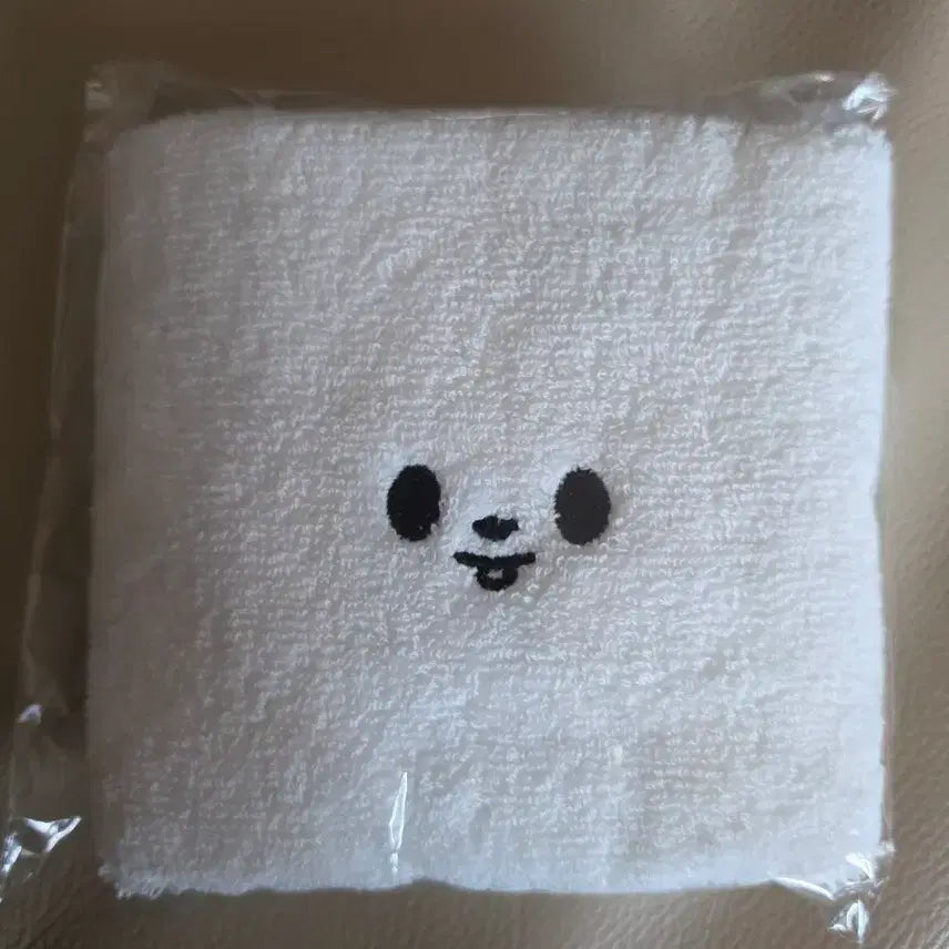 [BUNJANG] Stray Kids Fanmeeting Towel / 미개봉) 스키즈 팬미 입장 수건 리빗 양도