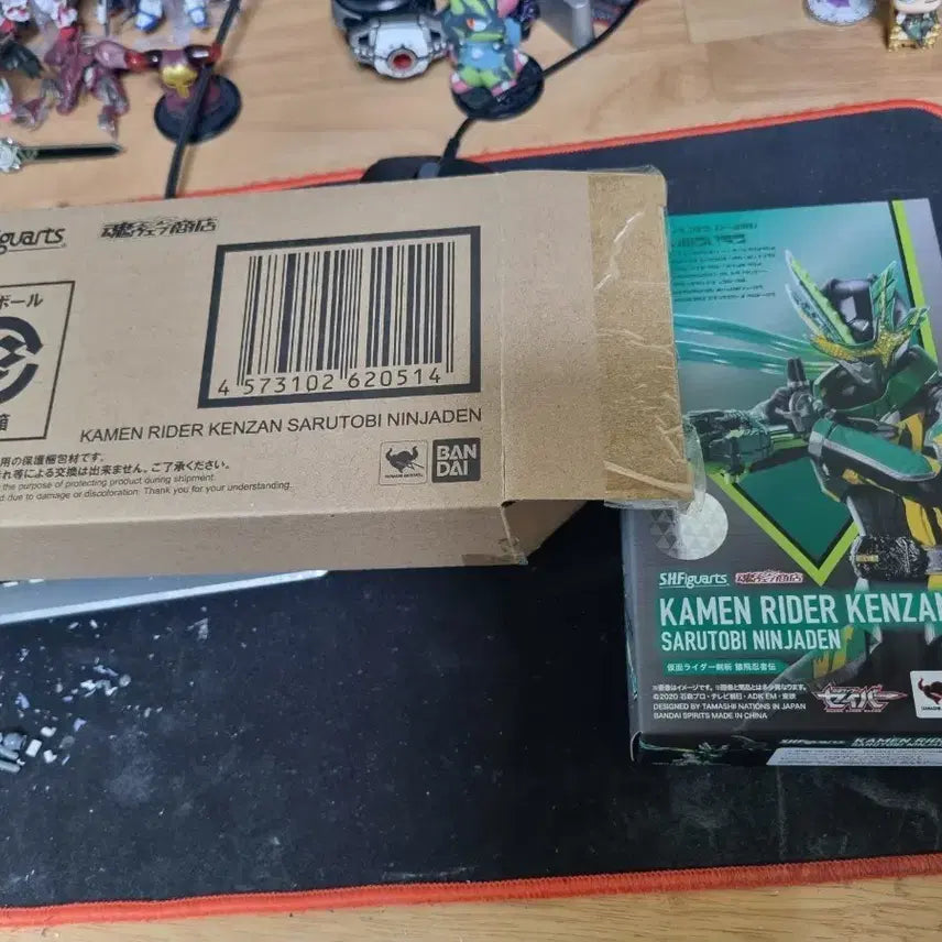 [BUNJANG] S.H.Figuarts Kamen Rider Kenzan Figure / S.H.Figuarts 가면라이더 켄잔 + 서비스