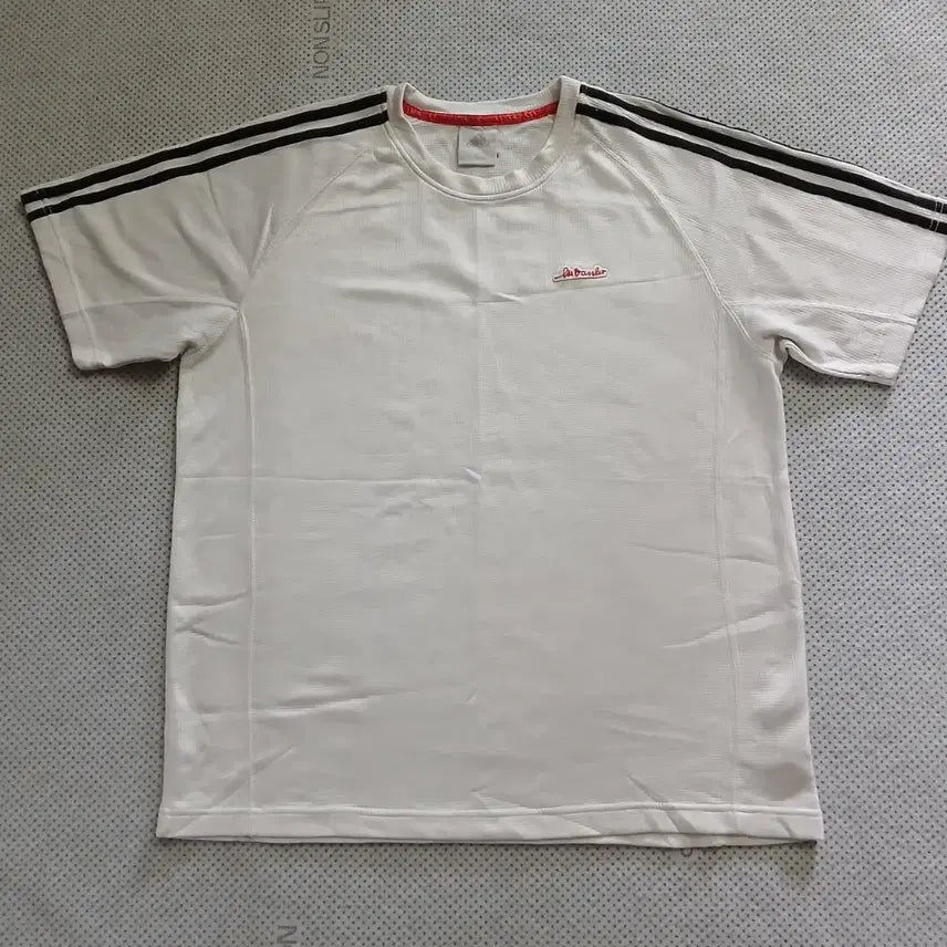 [BUNJANG] Adidas La Douche White Short Sleeve Training Set / 아디다스La Douche 화이트 반팔 트레이닝복 세트