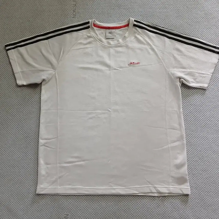 [BUNJANG] Adidas La Douche White Short Sleeve Training Set / 아디다스La Douche 화이트 반팔 트레이닝복 세트