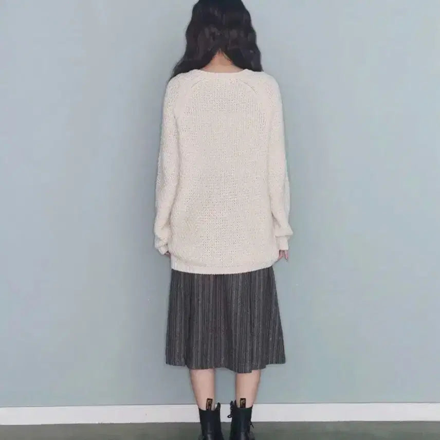 [BUNJANG] Mireco Turtle-Button Knit Cardigan Ivory / 미레코 TURTLE-BUTTON KNIT CARDIGAN IVORY