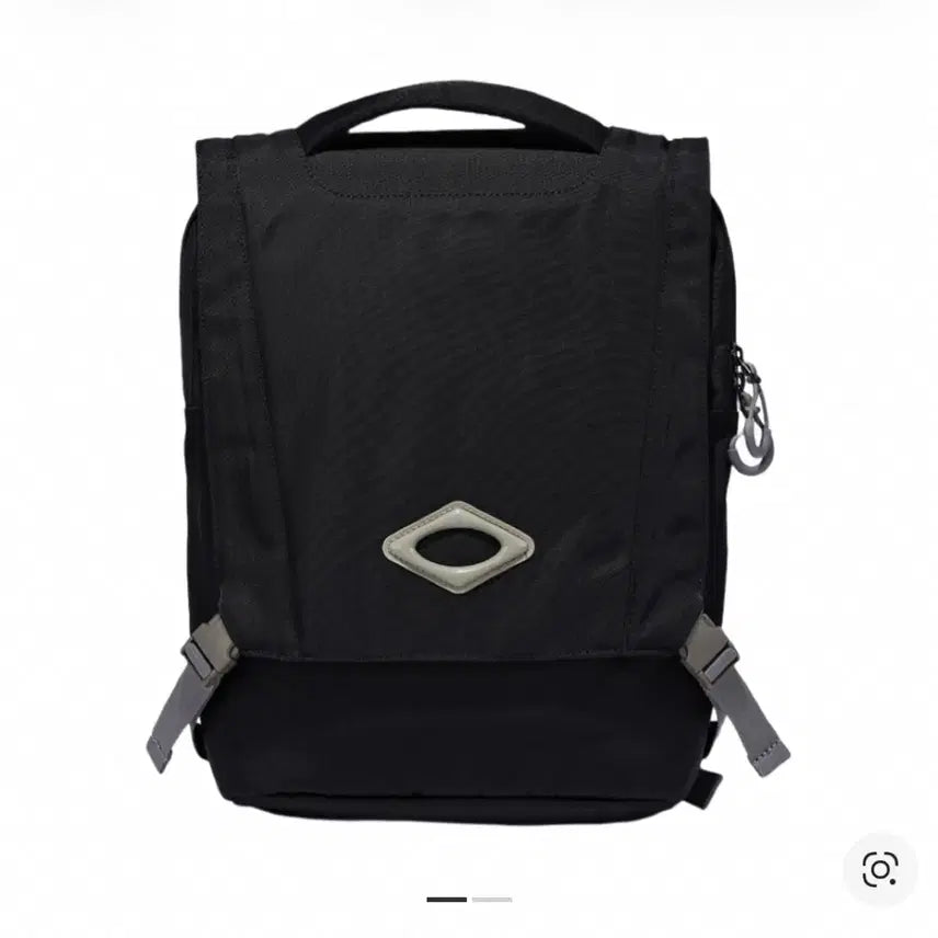 [BUNJANG] Mischeif Flap Backpack Black 미스치프 플랩 백팩 / Mischeif Flap Backpack Black 미스치프 플랩 백팩