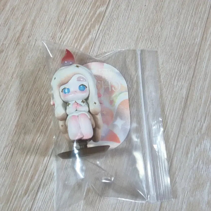[BUNJANG] Pop Mart Fairy of Light Candle / 팝마트 차카 빛의 요정 촛불
