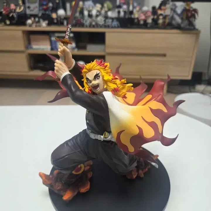 [BUNJANG] Aniplex+ Kimetsu no Yaiba: Mugen Train Kyojuro Rengoku - Regular Edition Figure / 벨파인 렌고쿠 일반판