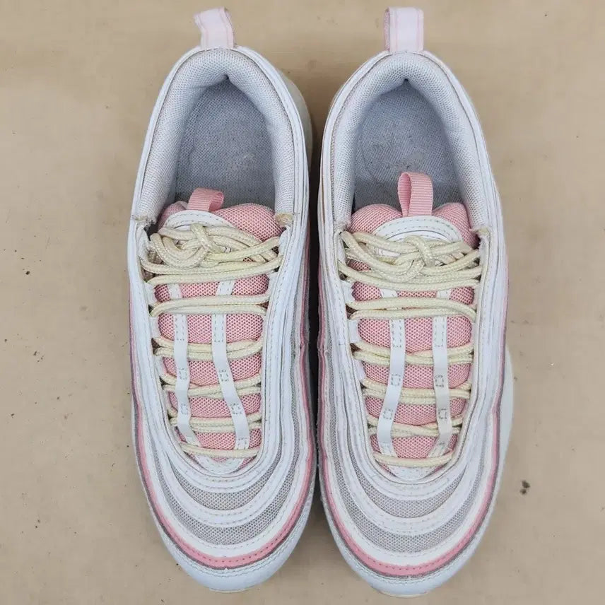 [SOLD OUT] 나이키 에어맥스97 서밋화이트 여성 운동화 235