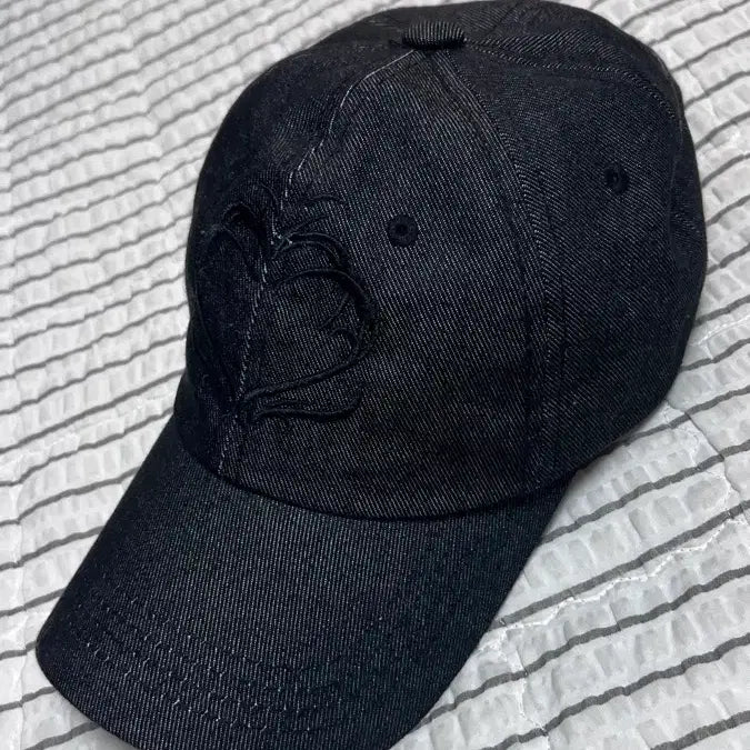 [BUNJANG] NMIXX Blue Valentine Pop-up Ball Cap / NMIXX 엔믹스 블루발렌타인 팝업 볼캡