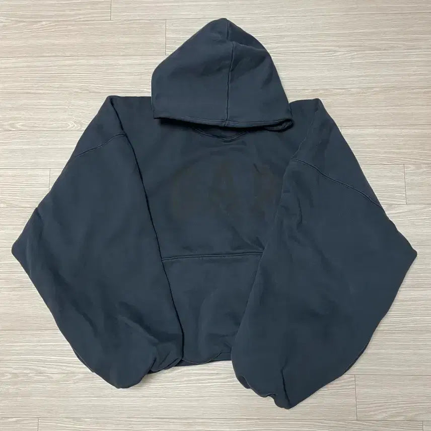 [SOLD OUT] 이지 갭 발렌시아가 도브 후드 워시드 블랙 (S)