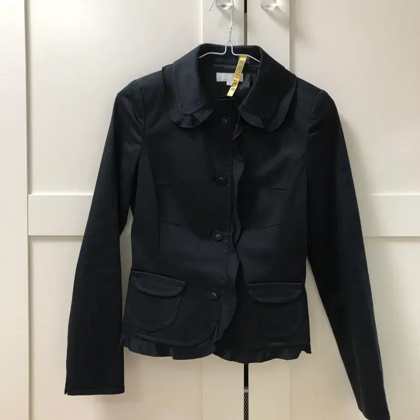 [BUNJANG] Koeseo Ohasio Black Ruffle Round Collar Stitch Jacket / 검정 프릴 러플 라운드카라 스티치 자켓 코이세이오 오헤시오