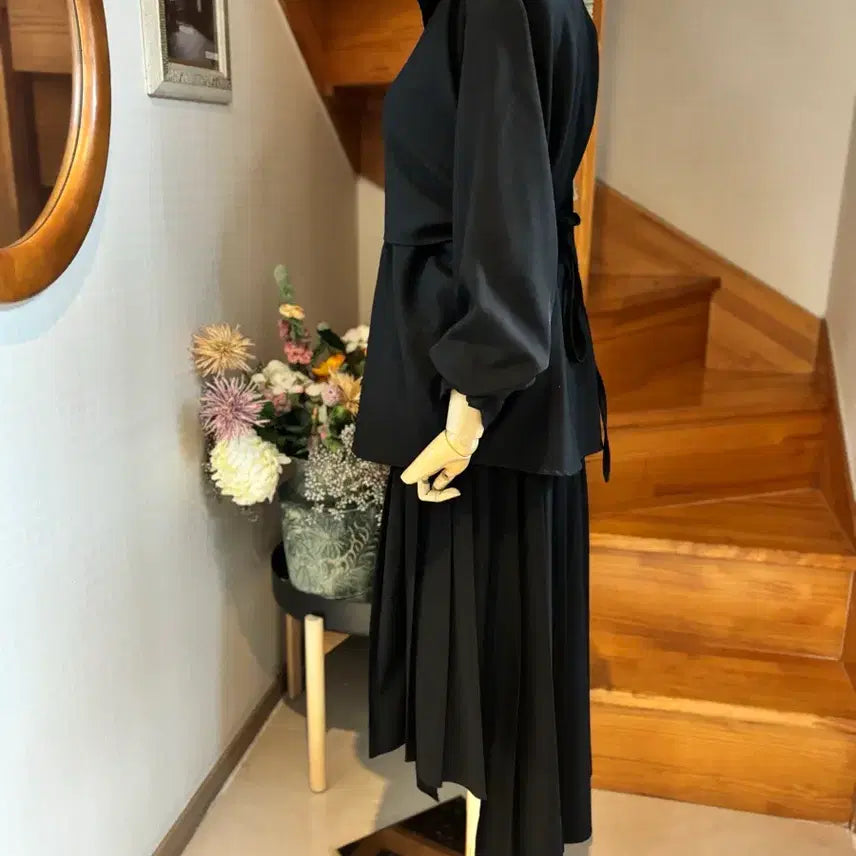 [SOLD OUT] 블랙 레이어드 스타일 상의