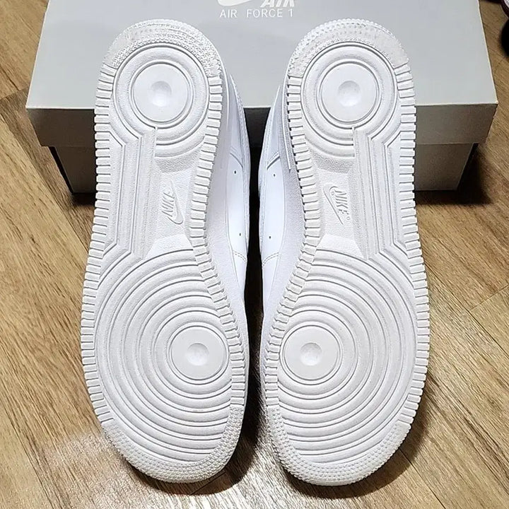 [BUNJANG] Nike Air Force 1 Low White Sneakers 280mm / 나이키 에어포스 280 로우 화이트