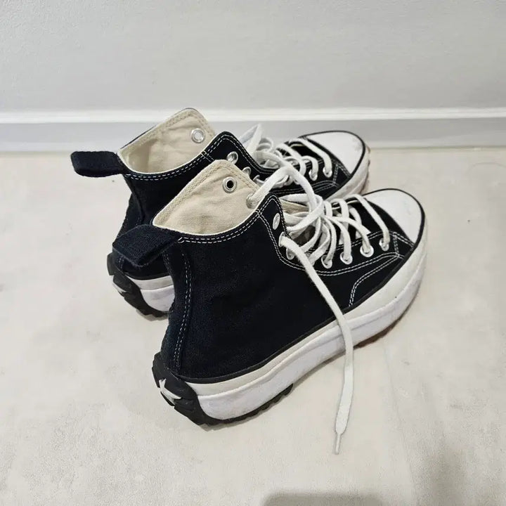 [SOLD OUT] 컨버스 런스타 하이크 블랙 하이탑 270