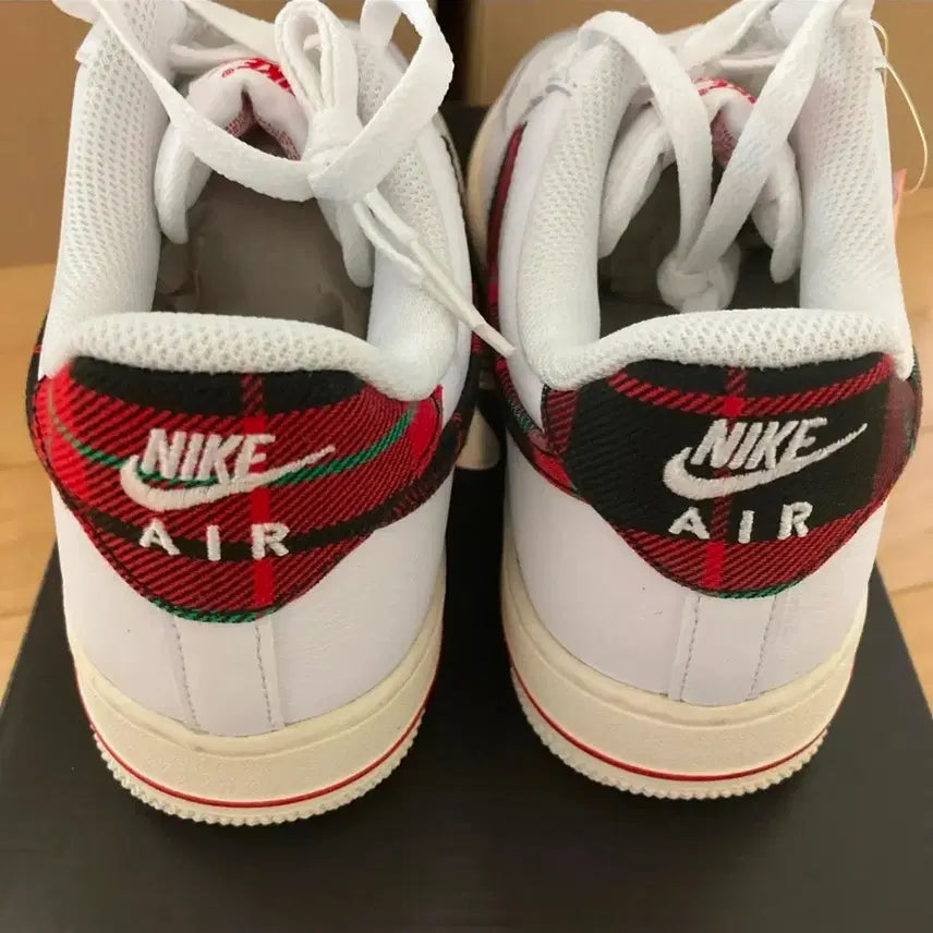 [BUNJANG] Nike Air Force 1 White/Check Swoosh Sneakers / 나이키 에어포스1 화이트/체크 스우시 나이키코리아 정품 새상품