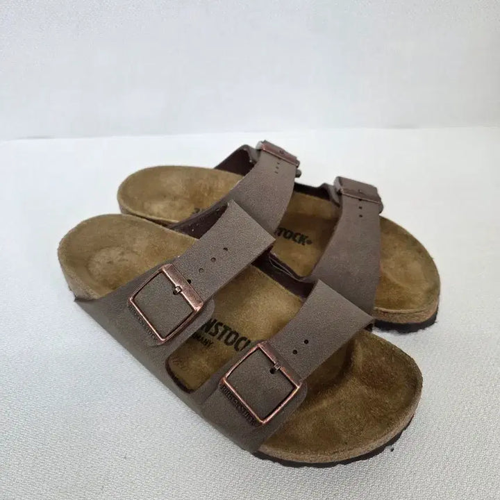 [SOLD OUT] 버켄스탁 아리조나 토프 샌들 225사이즈