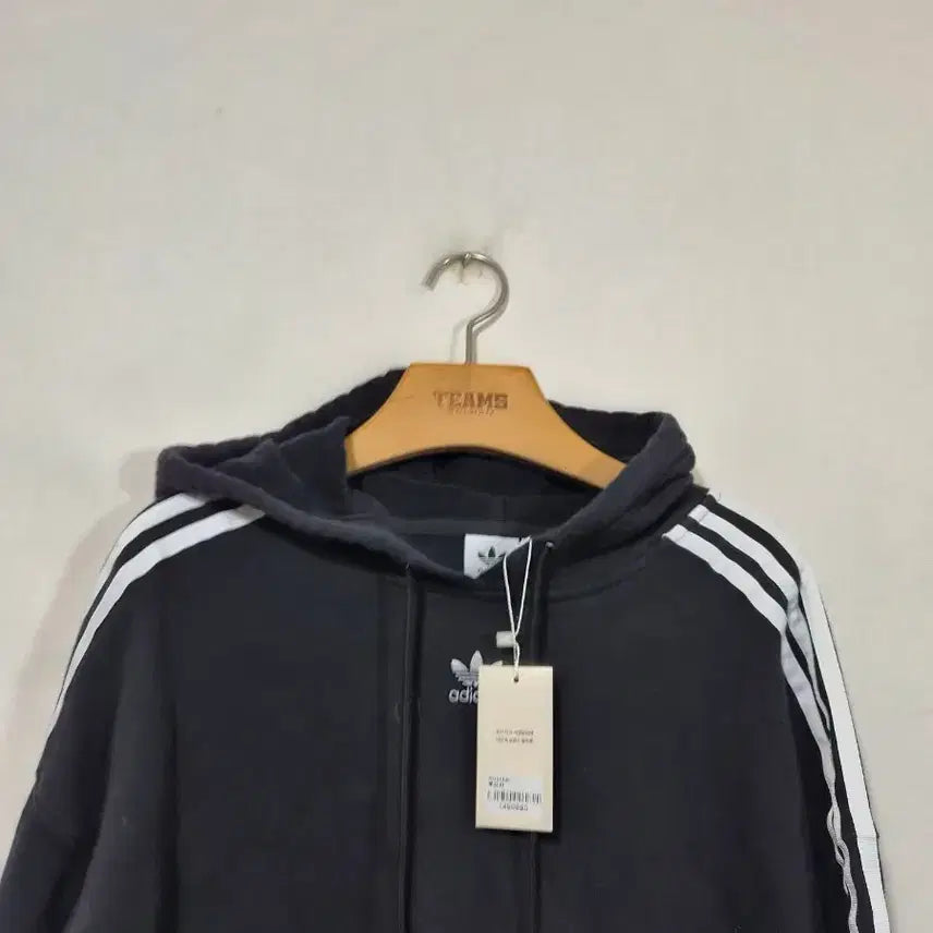 [BUNJANG] Adidas Cropped Hoodie Black / 아디다스 크롭 후드티  블랙