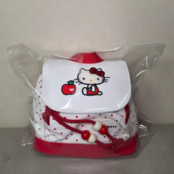 [SOLD OUT] 산리오 정품 헬로키티 미니 백팩 (새상품)