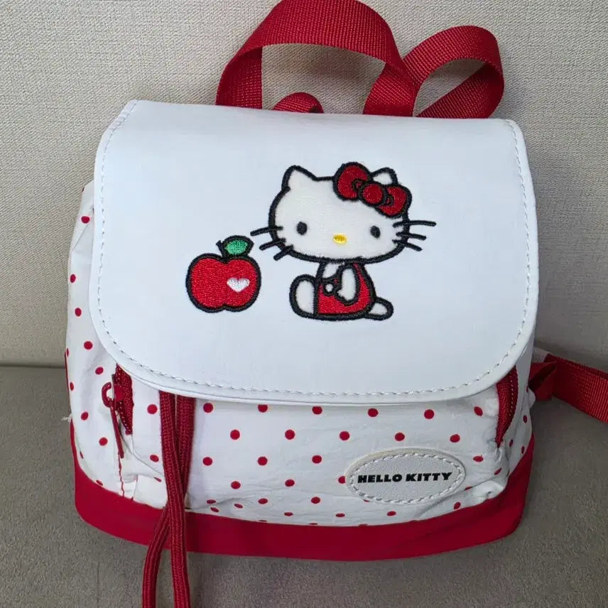 [SOLD OUT] 산리오 정품 헬로키티 미니 백팩 (새상품)