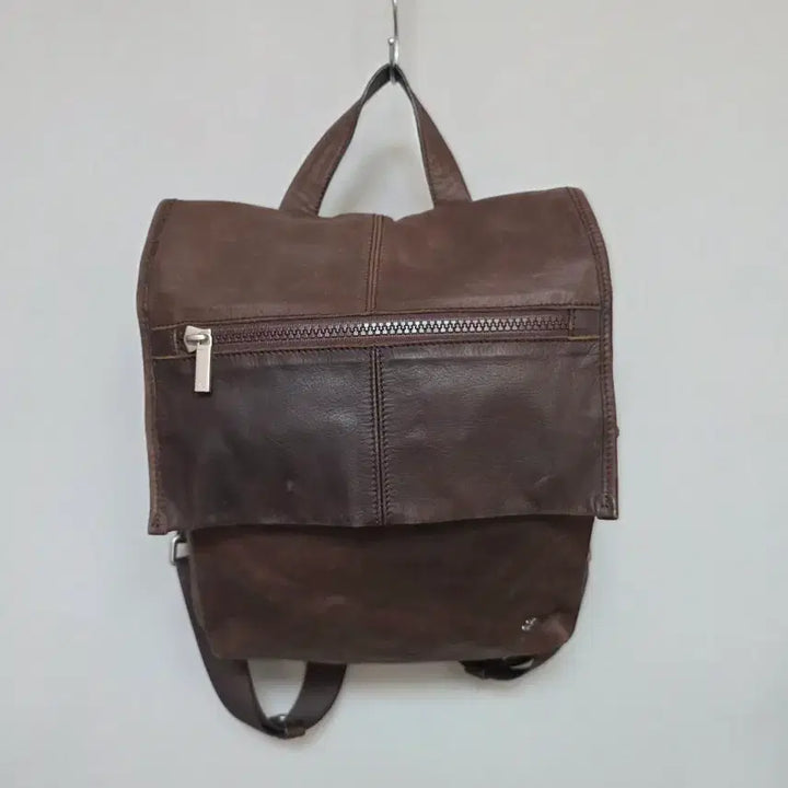 [BUNJANG] Mandarina Duck Brown Leather Backpack / 만다리나덕 브라운 가죽 백팩