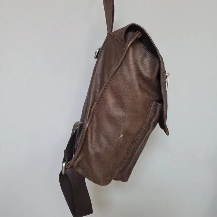[BUNJANG] Mandarina Duck Brown Leather Backpack / 만다리나덕 브라운 가죽 백팩