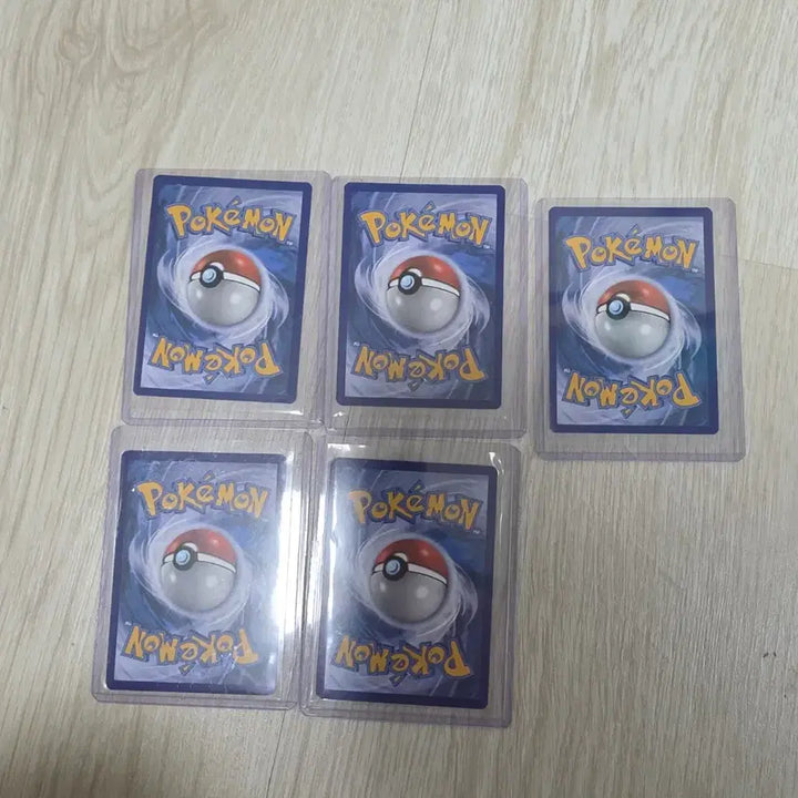 [SOLD OUT] 북미판)포켓몬 카드 피카츄 썬더볼트 1ed