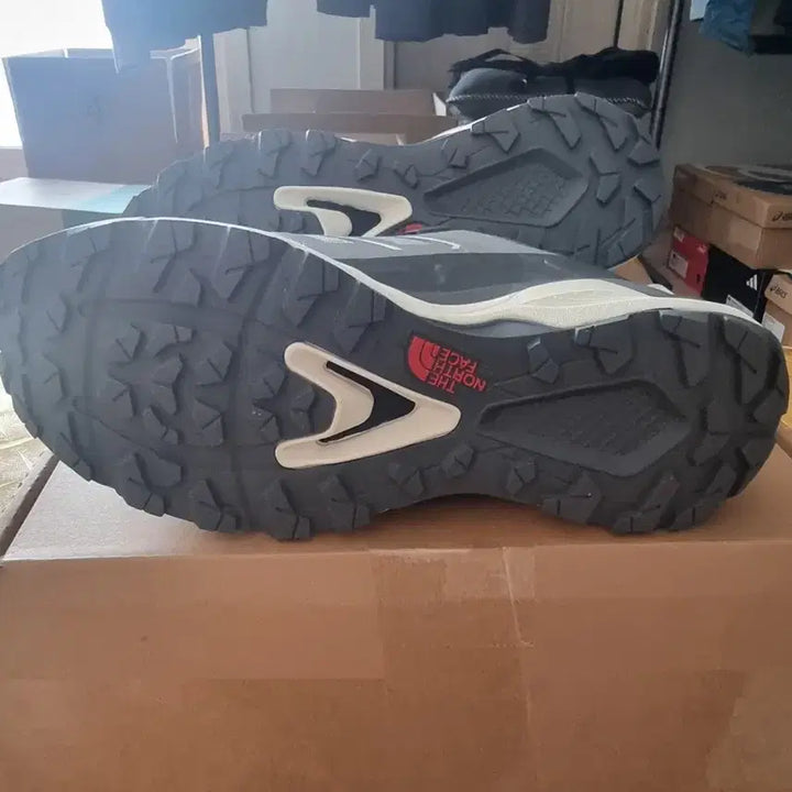 [BUNJANG] The North Face Hiking Shoes / 노스페이스등산화