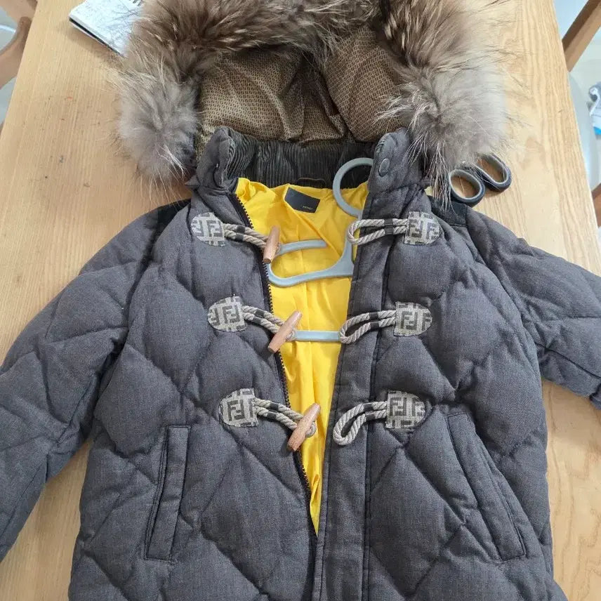 [BUNJANG] Fendi FF Logo Padded Down Jumper with Fur Hood / 펜디 FF 로고 패딩 점퍼