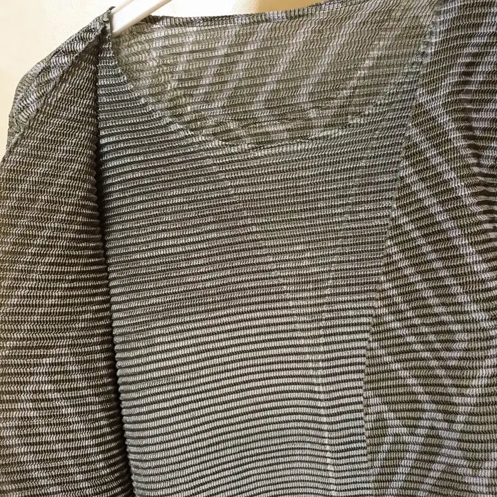 [BUNJANG] Pleated Long Top / 플리츠 롱 상의